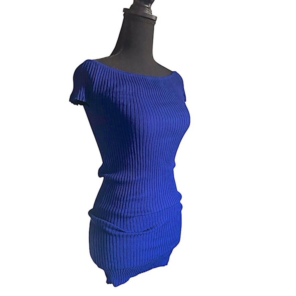 5/25$ ✨ Off-the-Shoulder Blue Ribbed Dress